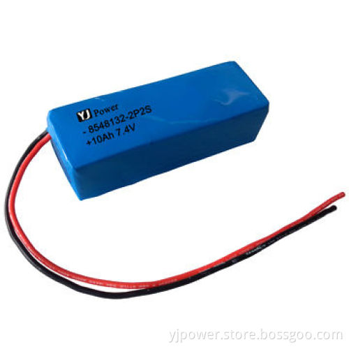 High Discharge 100Ah Rechargeable Polymer Battery Pack with 38 x 48 x 136mm Size and 520g Weight